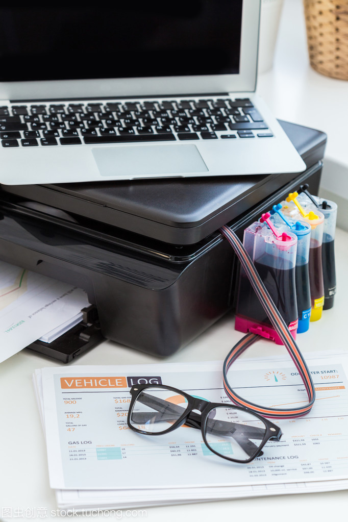 辦公室用品與辦公用品 細(xì)微差別與高效辦公之道